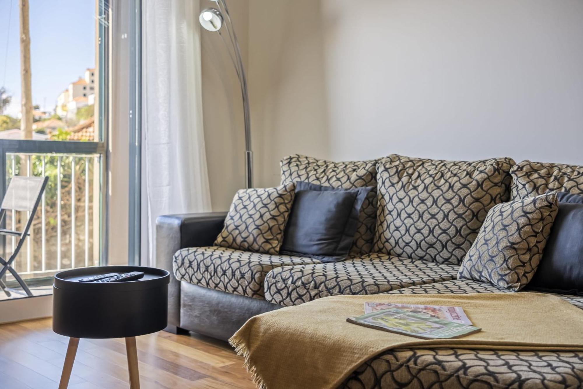 Canico Center By Zest And Guest Apartment