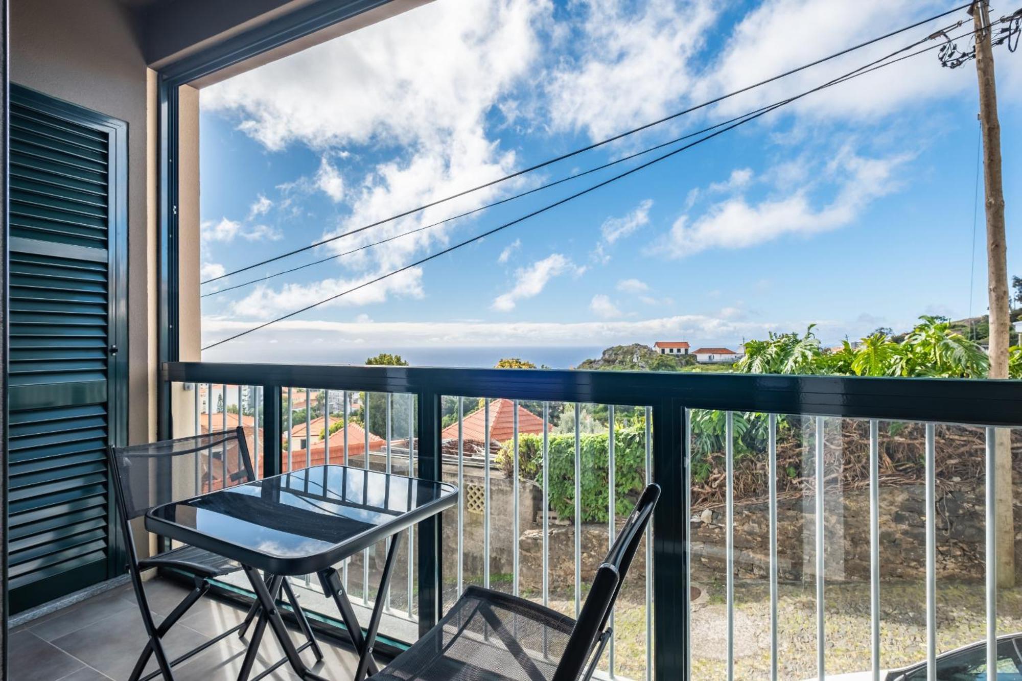 Canico Center By Zest And Guest Apartment